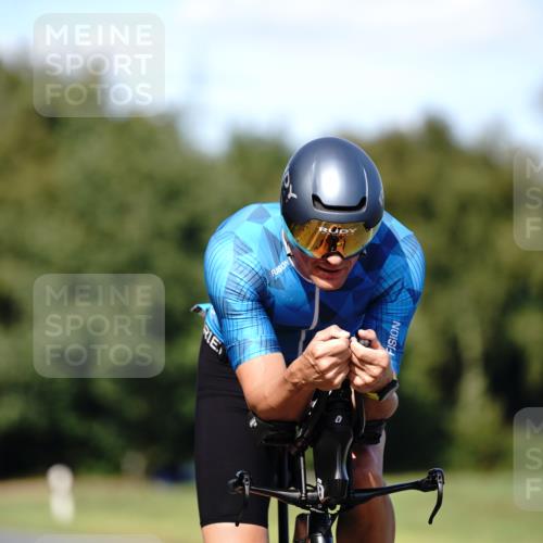 07.09.2025 - 19. Norderstedt Triathlon Michael Burmester http://msf.ph/oto/8837051 07.09.2025 14:12:19 Radfahren 880, 975, 1028 meine-sportfotos.de