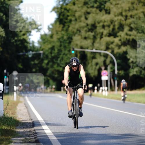 07.09.2025 - 19. Norderstedt Triathlon Michael Burmester http://msf.ph/oto/8837057 07.09.2025 14:12:39 Radfahren 888 meine-sportfotos.de