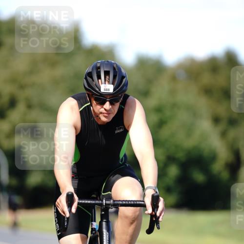 07.09.2025 - 19. Norderstedt Triathlon Michael Burmester http://msf.ph/oto/8837061 07.09.2025 14:12:41 Radfahren 888 meine-sportfotos.de