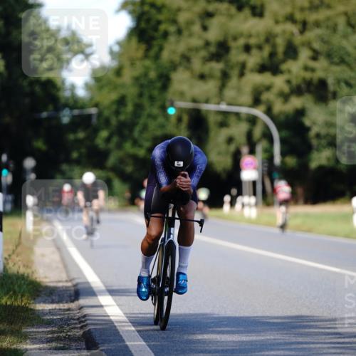 07.09.2025 - 19. Norderstedt Triathlon Michael Burmester http://msf.ph/oto/8837066 07.09.2025 14:12:52 Radfahren 980 meine-sportfotos.de