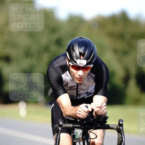 07.09.2025 - 19. Norderstedt Triathlon Michael Burmester http://msf.ph/oto/8837096 07.09.2025 14:13:21 Radfahren 394, 962, 965 meine-sportfotos.de