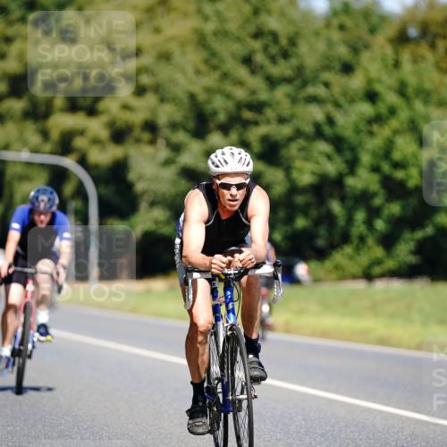 07.09.2025 - 19. Norderstedt Triathlon Michael Burmester http://msf.ph/oto/8837100 07.09.2025 12:52:05 Radfahren 766, 813 meine-sportfotos.de