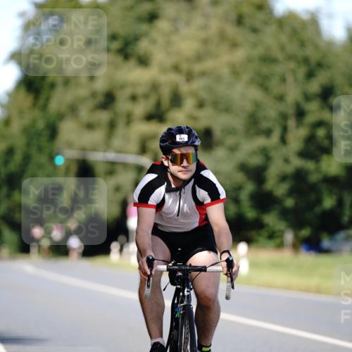 07.09.2025 - 19. Norderstedt Triathlon Michael Burmester http://msf.ph/oto/8837104 07.09.2025 14:13:24 Radfahren 394, 863 meine-sportfotos.de