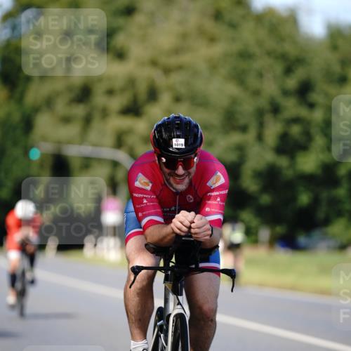 07.09.2025 - 19. Norderstedt Triathlon Michael Burmester http://msf.ph/oto/8837109 07.09.2025 14:13:31 Radfahren 974, 1019 meine-sportfotos.de