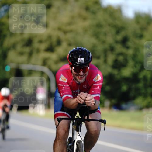 07.09.2025 - 19. Norderstedt Triathlon Michael Burmester http://msf.ph/oto/8837112 07.09.2025 14:13:31 Radfahren 974, 1019 meine-sportfotos.de