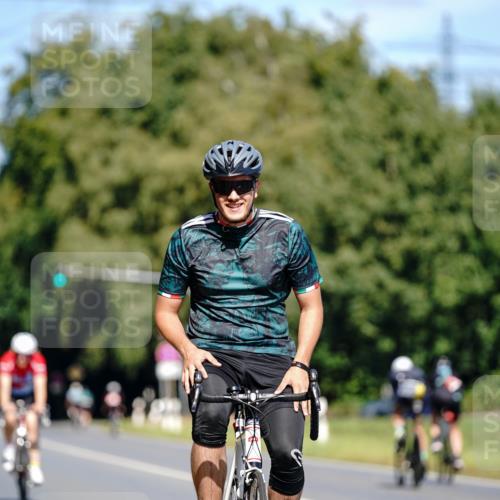 07.09.2025 - 19. Norderstedt Triathlon Michael Burmester http://msf.ph/oto/8837124 07.09.2025 12:52:09 Radfahren 232, 339, 766, 813 meine-sportfotos.de
