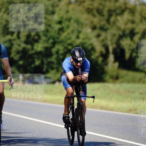 07.09.2025 - 19. Norderstedt Triathlon Michael Burmester http://msf.ph/oto/8837126 07.09.2025 14:13:52 Radfahren 985, 1039, 1478 meine-sportfotos.de