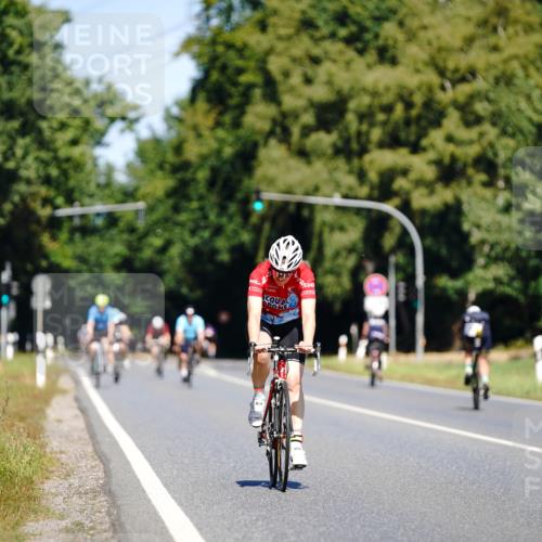 07.09.2025 - 19. Norderstedt Triathlon Michael Burmester http://msf.ph/oto/8837132 07.09.2025 12:52:10 Radfahren 232, 339, 343, 766 meine-sportfotos.de