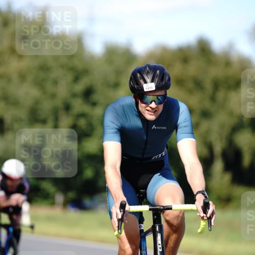 07.09.2025 - 19. Norderstedt Triathlon Michael Burmester http://msf.ph/oto/8837133 07.09.2025 14:13:52 Radfahren 985, 1039, 1478 meine-sportfotos.de
