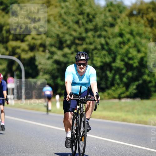 07.09.2025 - 19. Norderstedt Triathlon Michael Burmester http://msf.ph/oto/8837142 07.09.2025 12:52:18 Radfahren 153, 160, 1292 meine-sportfotos.de