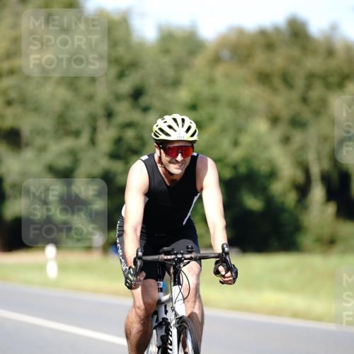 07.09.2025 - 19. Norderstedt Triathlon Michael Burmester http://msf.ph/oto/8837144 07.09.2025 14:13:56 Radfahren 905, 978, 985, 1011, 1465, 1471 meine-sportfotos.de