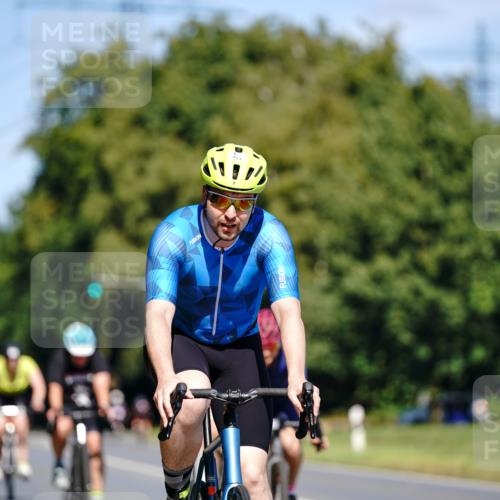 07.09.2025 - 19. Norderstedt Triathlon Michael Burmester http://msf.ph/oto/8837151 07.09.2025 12:52:20 Radfahren 153, 160, 219, 338, 1292, 1356 meine-sportfotos.de