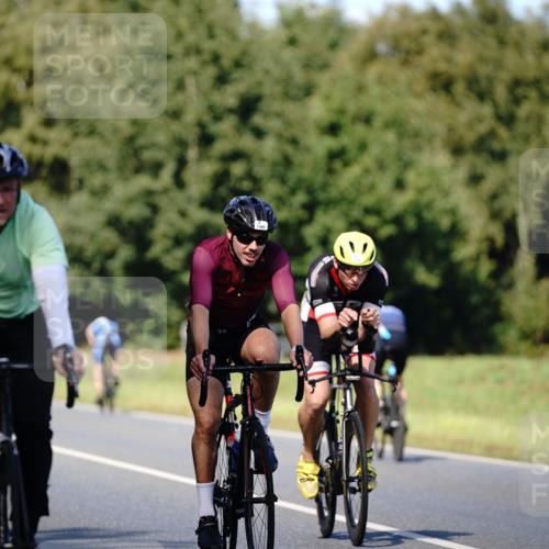 07.09.2025 - 19. Norderstedt Triathlon Michael Burmester http://msf.ph/oto/8837153 07.09.2025 14:13:57 Radfahren 905, 978, 1011, 1465, 1471 meine-sportfotos.de