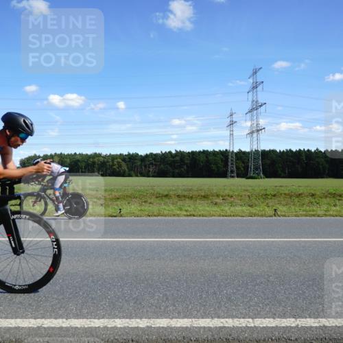 07.09.2025 - 19. Norderstedt Triathlon Michael Burmester http://msf.ph/oto/8837156 07.09.2025 14:08:49 Radfahren 986, 990, 992 meine-sportfotos.de