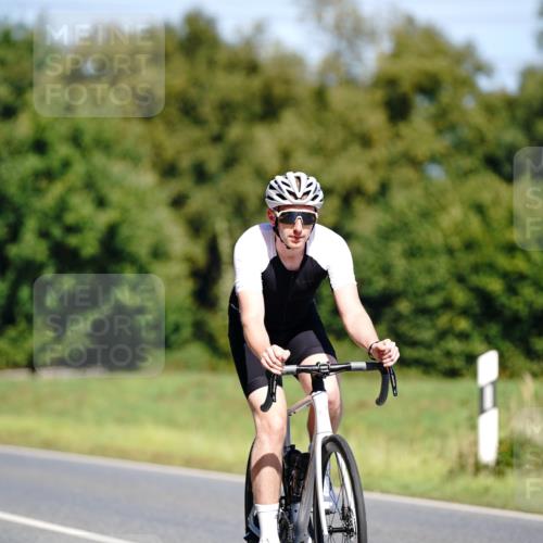 07.09.2025 - 19. Norderstedt Triathlon Michael Burmester http://msf.ph/oto/8837164 07.09.2025 12:52:22 Radfahren 153, 160, 179, 219, 338, 1292, 1356 meine-sportfotos.de