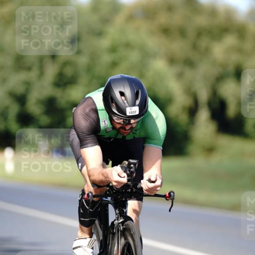 07.09.2025 - 19. Norderstedt Triathlon Michael Burmester http://msf.ph/oto/8837171 07.09.2025 14:14:04 Radfahren 1037, 1416 meine-sportfotos.de