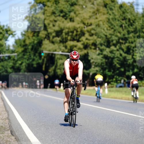 07.09.2025 - 19. Norderstedt Triathlon Michael Burmester http://msf.ph/oto/8837182 07.09.2025 12:52:27 Radfahren 179, 805 meine-sportfotos.de