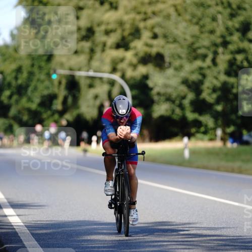 07.09.2025 - 19. Norderstedt Triathlon Michael Burmester http://msf.ph/oto/8837183 07.09.2025 14:14:08 Radfahren 1018, 1416 meine-sportfotos.de