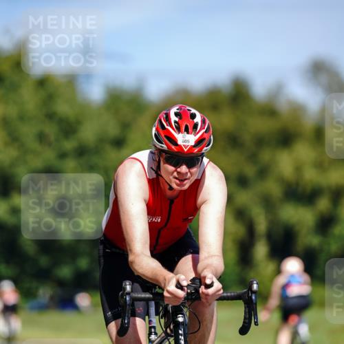 07.09.2025 - 19. Norderstedt Triathlon Michael Burmester http://msf.ph/oto/8837185 07.09.2025 12:52:28 Radfahren 179, 805 meine-sportfotos.de
