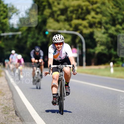 07.09.2025 - 19. Norderstedt Triathlon Michael Burmester http://msf.ph/oto/8837188 07.09.2025 12:52:43 Radfahren 352 meine-sportfotos.de