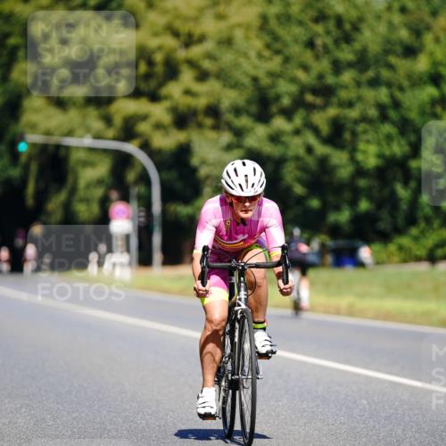 07.09.2025 - 19. Norderstedt Triathlon Michael Burmester http://msf.ph/oto/8837211 07.09.2025 12:52:48 Radfahren 235, 310 meine-sportfotos.de