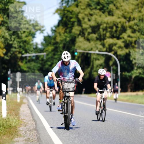 07.09.2025 - 19. Norderstedt Triathlon Michael Burmester http://msf.ph/oto/8837222 07.09.2025 12:52:52 Radfahren 235, 1269 meine-sportfotos.de