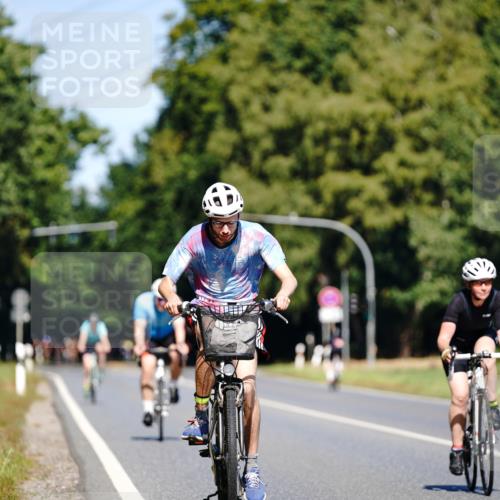 07.09.2025 - 19. Norderstedt Triathlon Michael Burmester http://msf.ph/oto/8837226 07.09.2025 12:52:53 Radfahren 1261, 1269 meine-sportfotos.de