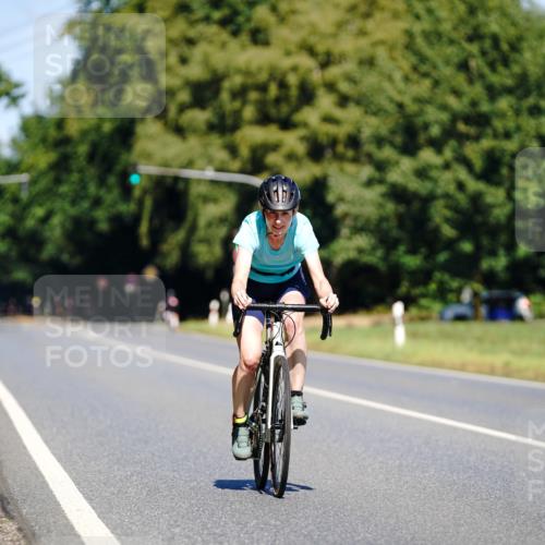 07.09.2025 - 19. Norderstedt Triathlon Michael Burmester http://msf.ph/oto/8837252 07.09.2025 12:52:59 Radfahren 194, 1235, 1261 meine-sportfotos.de