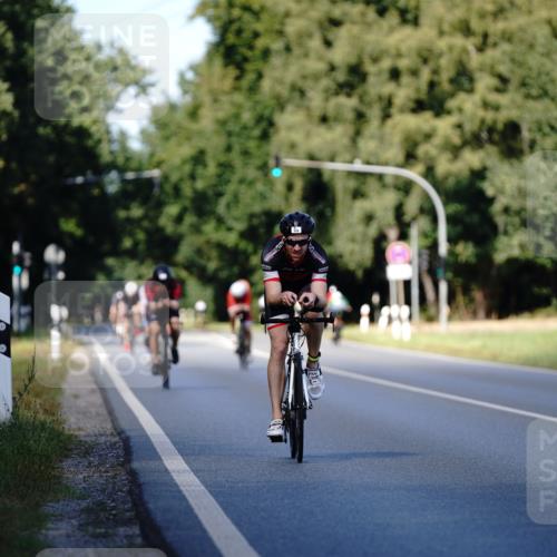 07.09.2025 - 19. Norderstedt Triathlon Michael Burmester http://msf.ph/oto/8837254 07.09.2025 14:15:02 Radfahren 979 meine-sportfotos.de