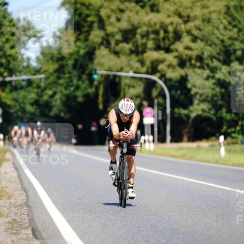 07.09.2025 - 19. Norderstedt Triathlon Michael Burmester http://msf.ph/oto/8837262 07.09.2025 12:53:12 Radfahren 698 meine-sportfotos.de