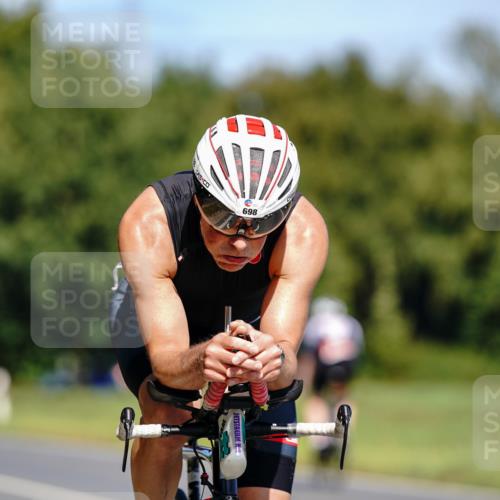 07.09.2025 - 19. Norderstedt Triathlon Michael Burmester http://msf.ph/oto/8837266 07.09.2025 12:53:14 Radfahren 698 meine-sportfotos.de