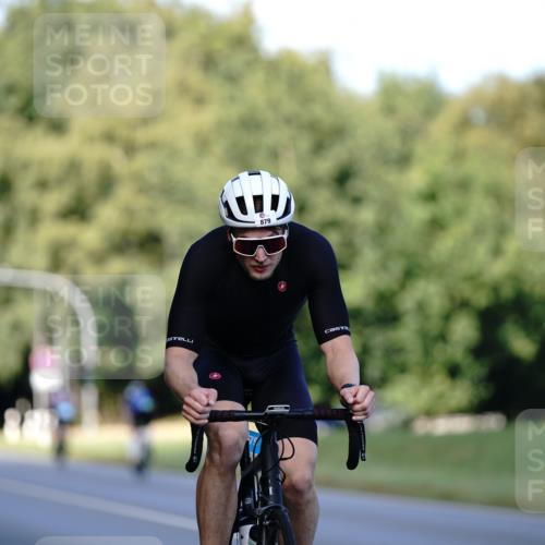 07.09.2025 - 19. Norderstedt Triathlon Michael Burmester http://msf.ph/oto/8837281 07.09.2025 14:15:11 Radfahren 428, 879, 900, 977, 1456 meine-sportfotos.de