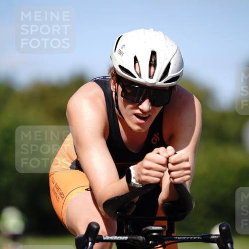 07.09.2025 - 19. Norderstedt Triathlon Michael Burmester http://msf.ph/oto/8837307 07.09.2025 14:16:13 Radfahren 1001 meine-sportfotos.de