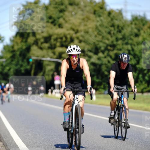07.09.2025 - 19. Norderstedt Triathlon Michael Burmester http://msf.ph/oto/8837323 07.09.2025 12:53:32 Radfahren 358, 789, 1259 meine-sportfotos.de