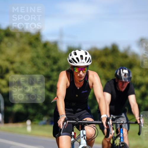 07.09.2025 - 19. Norderstedt Triathlon Michael Burmester http://msf.ph/oto/8837325 07.09.2025 12:53:33 Radfahren 358, 789, 1259 meine-sportfotos.de