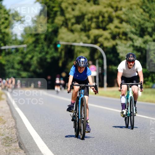 07.09.2025 - 19. Norderstedt Triathlon Michael Burmester http://msf.ph/oto/8837332 07.09.2025 12:53:39 Radfahren 333, 1230 meine-sportfotos.de
