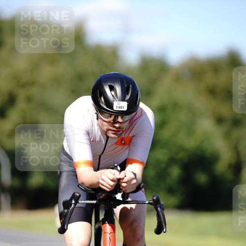 07.09.2025 - 19. Norderstedt Triathlon Michael Burmester http://msf.ph/oto/8837337 07.09.2025 14:16:29 Radfahren 1401 meine-sportfotos.de
