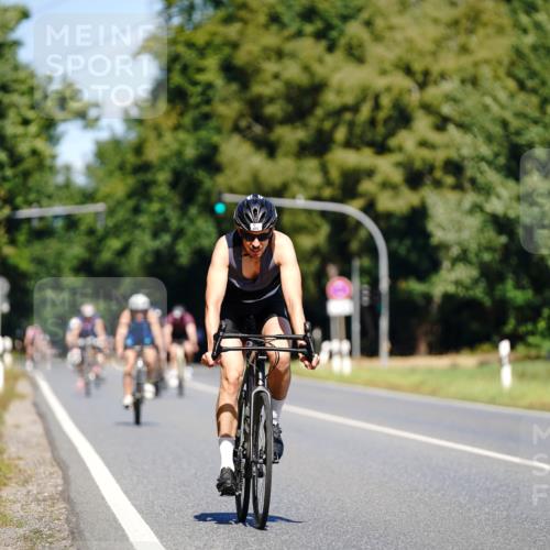 07.09.2025 - 19. Norderstedt Triathlon Michael Burmester http://msf.ph/oto/8837351 07.09.2025 12:53:53 Radfahren 847 meine-sportfotos.de