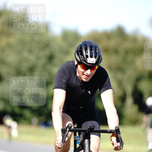 07.09.2025 - 19. Norderstedt Triathlon Michael Burmester http://msf.ph/oto/8837357 07.09.2025 14:16:36 Radfahren 422, 1462 meine-sportfotos.de