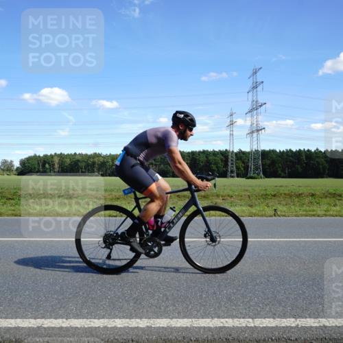 07.09.2025 - 19. Norderstedt Triathlon Michael Burmester http://msf.ph/oto/8837359 07.09.2025 14:10:07 Radfahren 872 meine-sportfotos.de
