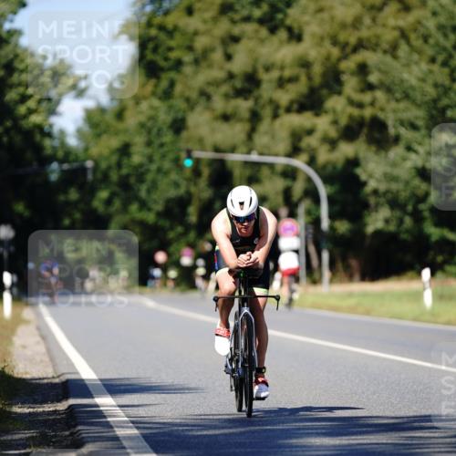 07.09.2025 - 19. Norderstedt Triathlon Michael Burmester http://msf.ph/oto/8837362 07.09.2025 14:16:50 Radfahren 993 meine-sportfotos.de