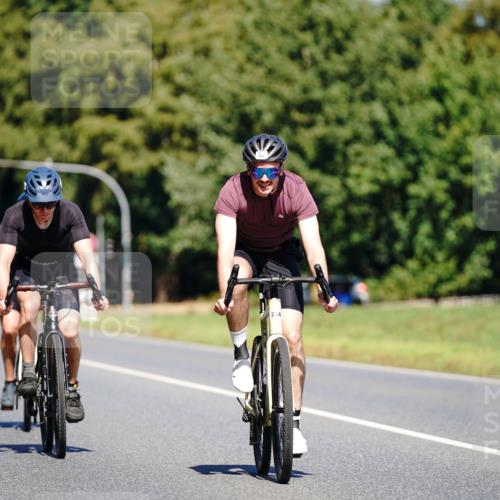 07.09.2025 - 19. Norderstedt Triathlon Michael Burmester http://msf.ph/oto/8837371 07.09.2025 12:54:00 Radfahren 214, 264, 270, 349 meine-sportfotos.de