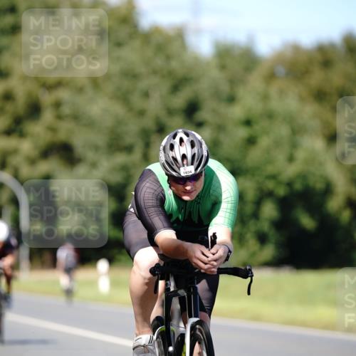 07.09.2025 - 19. Norderstedt Triathlon Michael Burmester http://msf.ph/oto/8837392 07.09.2025 14:17:12 Radfahren 398, 420, 981, 1034 meine-sportfotos.de