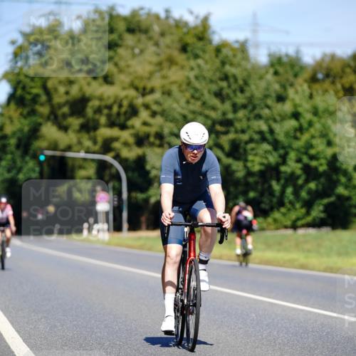 07.09.2025 - 19. Norderstedt Triathlon Michael Burmester http://msf.ph/oto/8837394 07.09.2025 12:54:07 Radfahren 321, 334, 350 meine-sportfotos.de