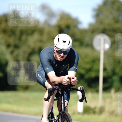 07.09.2025 - 19. Norderstedt Triathlon Michael Burmester http://msf.ph/oto/8837396 07.09.2025 14:17:13 Radfahren 398, 420, 981, 1034 meine-sportfotos.de
