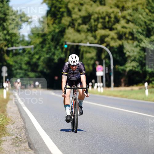 07.09.2025 - 19. Norderstedt Triathlon Michael Burmester http://msf.ph/oto/8837413 07.09.2025 12:54:21 Radfahren 858 meine-sportfotos.de