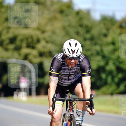 07.09.2025 - 19. Norderstedt Triathlon Michael Burmester http://msf.ph/oto/8837419 07.09.2025 12:54:22 Radfahren 858 meine-sportfotos.de