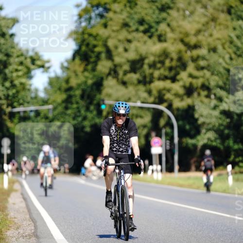 07.09.2025 - 19. Norderstedt Triathlon Michael Burmester http://msf.ph/oto/8837429 07.09.2025 12:54:41 Radfahren 230, 842 meine-sportfotos.de