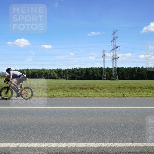 07.09.2025 - 19. Norderstedt Triathlon Michael Burmester http://msf.ph/oto/8837430 07.09.2025 14:10:23 Radfahren 388 meine-sportfotos.de