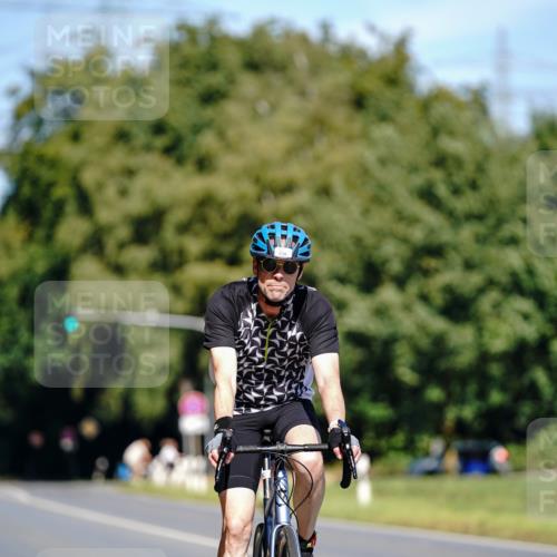 07.09.2025 - 19. Norderstedt Triathlon Michael Burmester http://msf.ph/oto/8837432 07.09.2025 12:54:42 Radfahren 230, 842 meine-sportfotos.de
